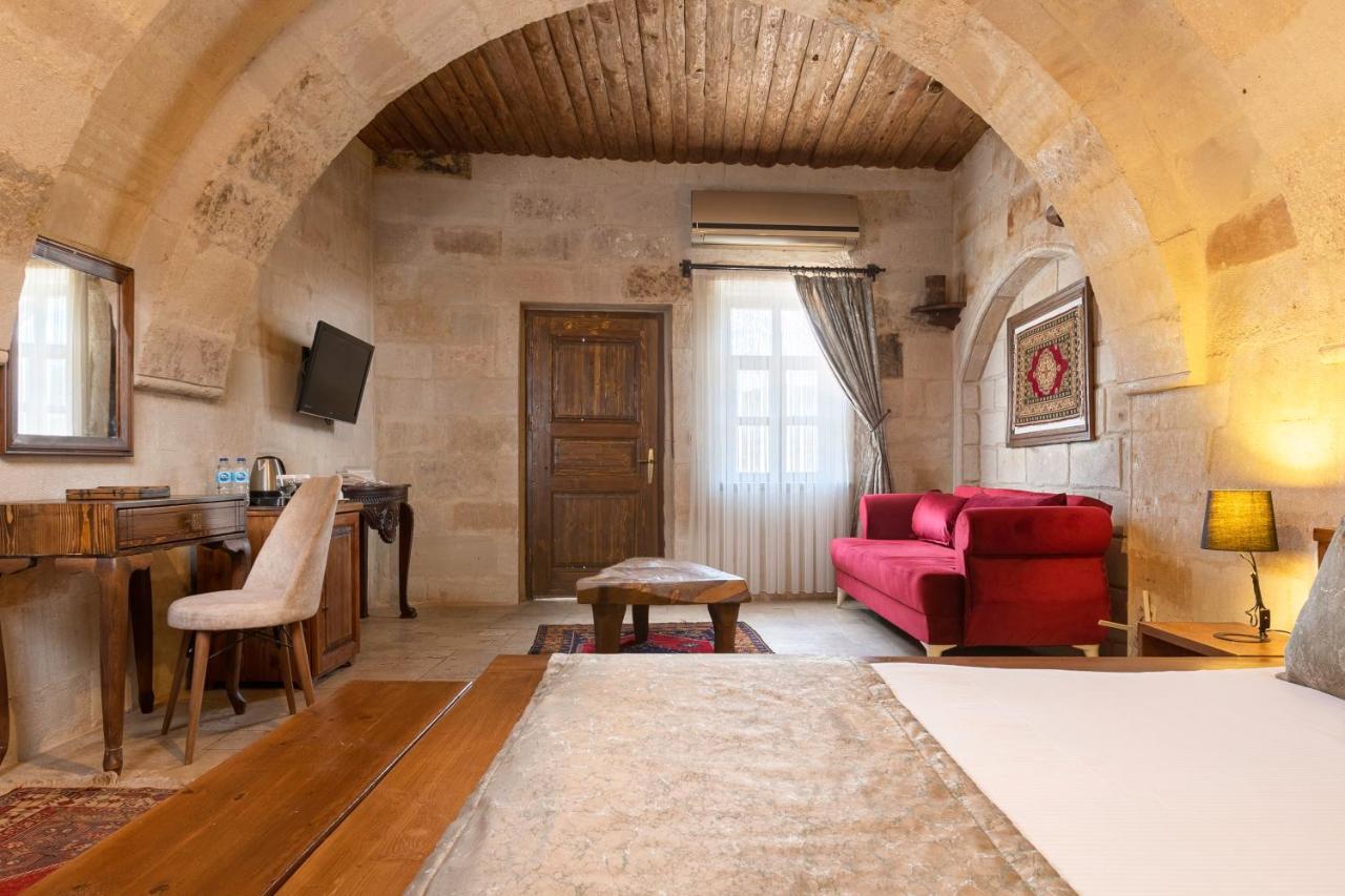 גורמה Doors Of Cappadocia Special Cave Hotel (Adults Only) מראה חיצוני תמונה