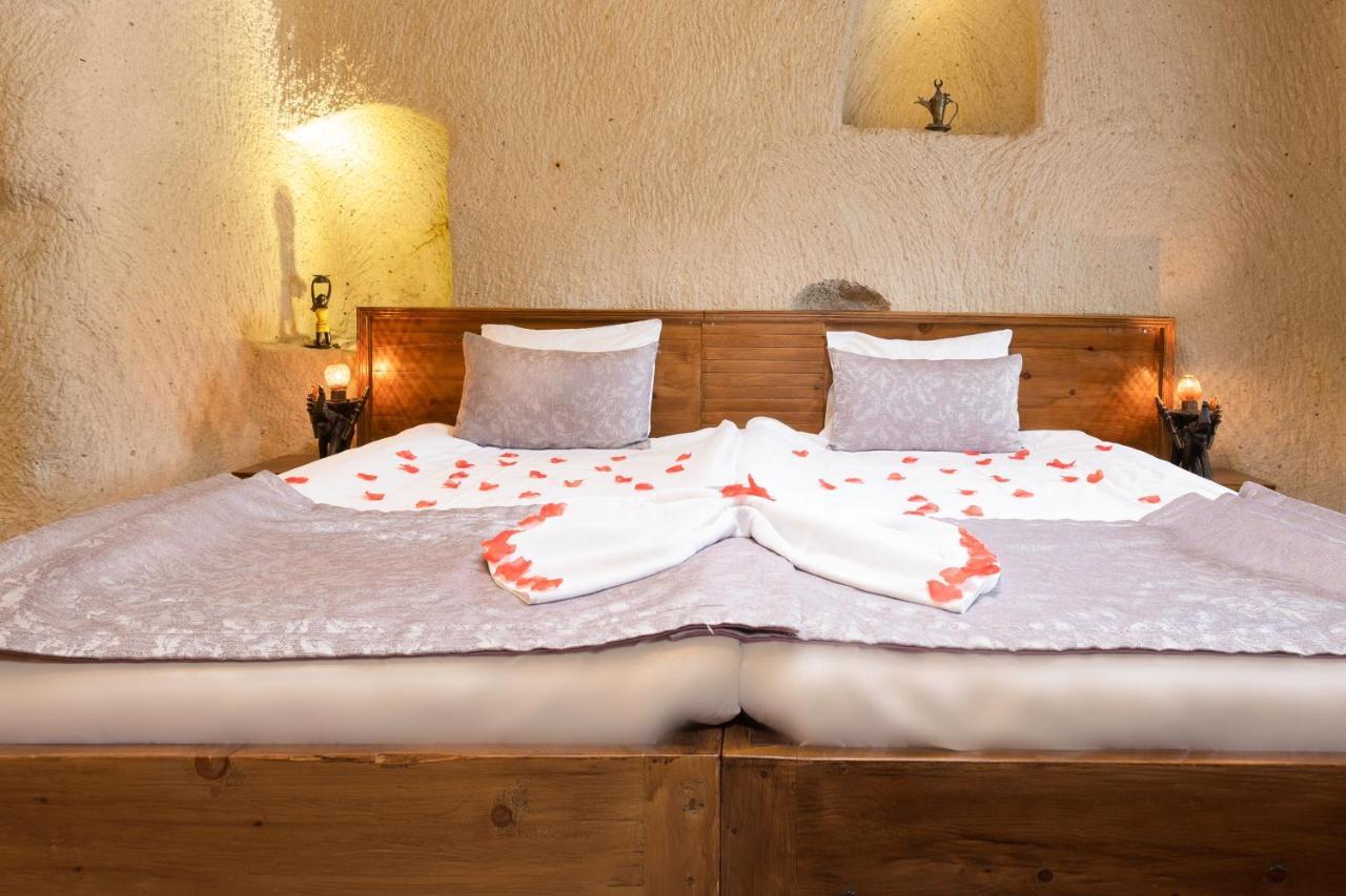 גורמה Doors Of Cappadocia Special Cave Hotel (Adults Only) מראה חיצוני תמונה