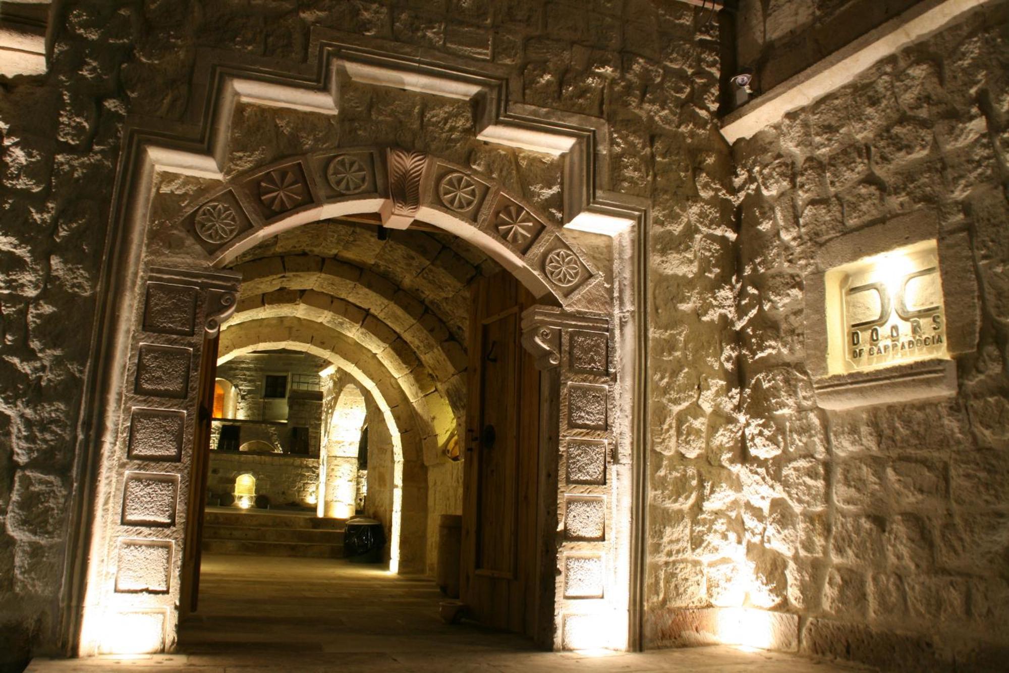 גורמה Doors Of Cappadocia Special Cave Hotel (Adults Only) מראה חיצוני תמונה